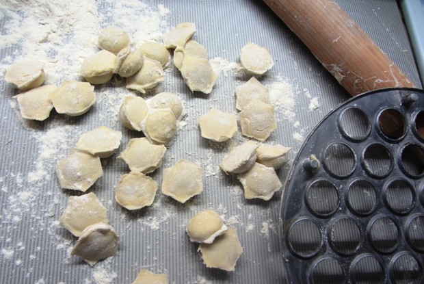 Тесто для пельменей на молоке