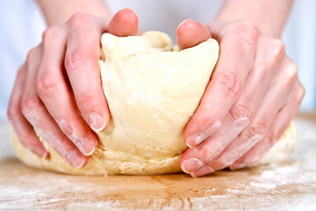 Тесто для пиццы с оливковым маслом