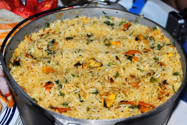 рисовая лапша с мидиями