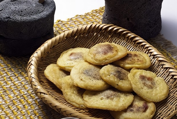 Тыквенные оладьи с карамельным соусом