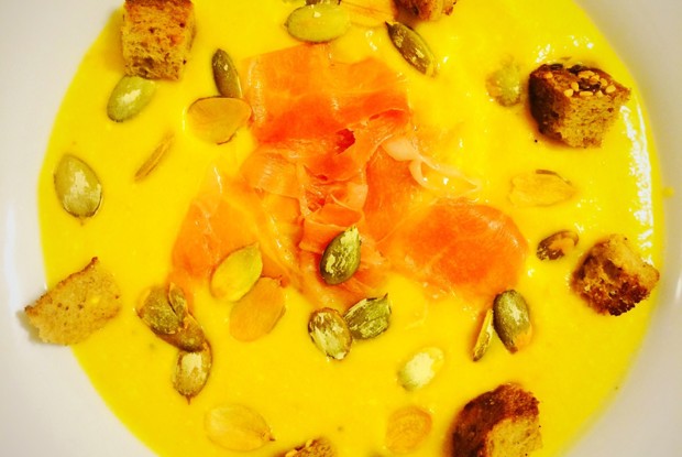 Тыквенный суп-пюре с прошутто