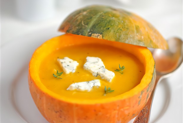 Тыквенный суп-пюре с сыром рокфор