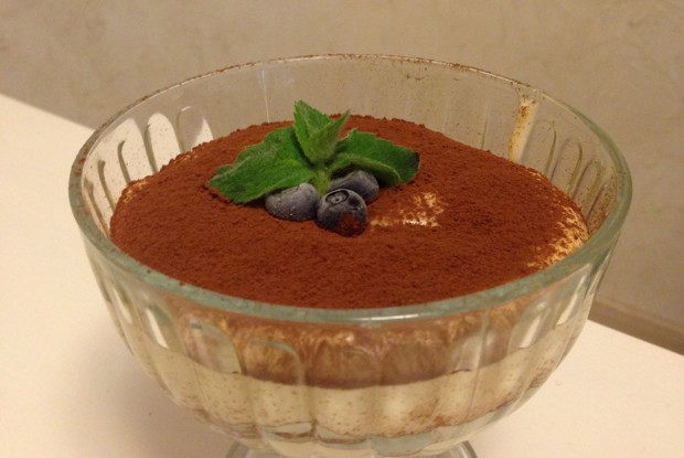 Тирамису с маскарпоне и коньяком