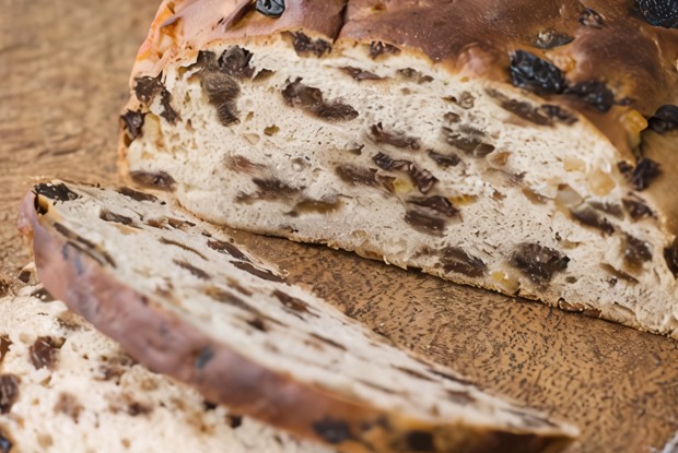 Тирольский хлеб с изюмом