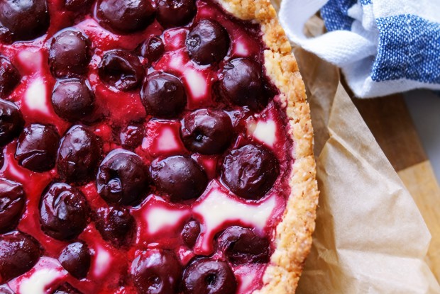 Тирольский пирог с вишней