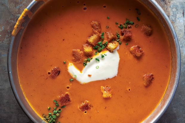 Томатный крем-суп с беконом