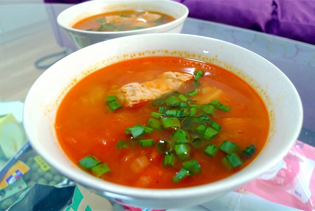 Томатный суп с говядиной