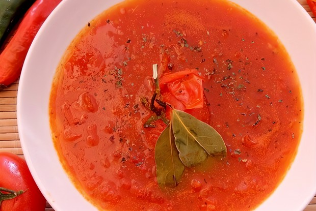 Томатный суп с медом и имбирем