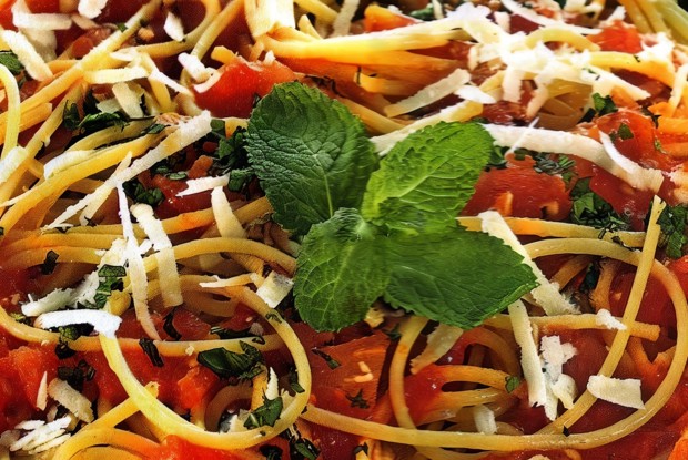 Томатно-мятный соус