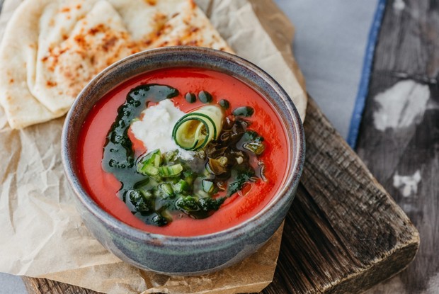 Томатный гаспачо с халапеньо