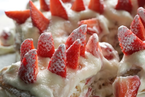 Торт «Клубничный лес»