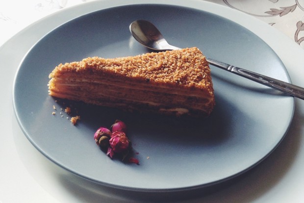 Торт «Медовик» без яиц