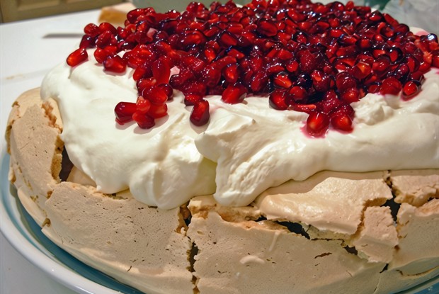 Торт «Павлова» со сливочным кремом