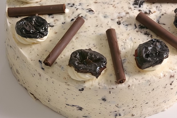 Торт с черносливом