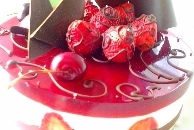 Торт-суфле с фруктами в желе