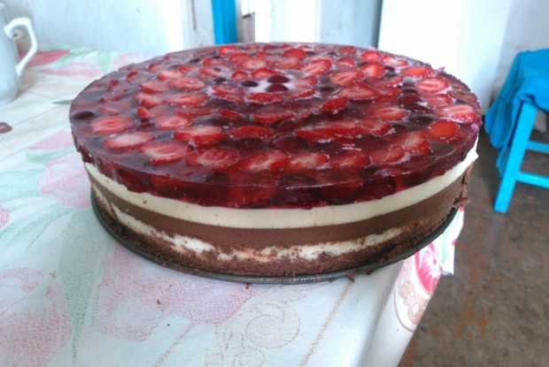 Торт «Три шоколада» со сливками