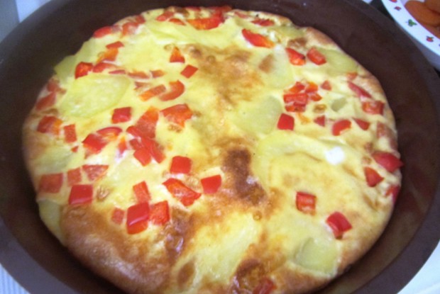 Тортилья с картофелем и сладкими перцами