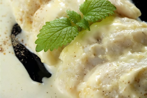 Треска, тушенная с белым вином