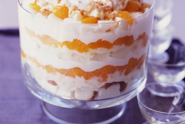 Трифл из панеттоне с кремом из бренди