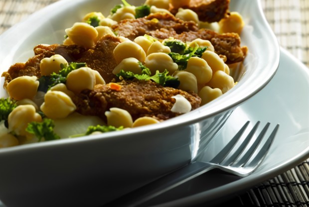 Турецкий горох (нут) с соусом