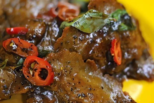 Тушеная свинина с красным перцем (Hong Shao Rou)