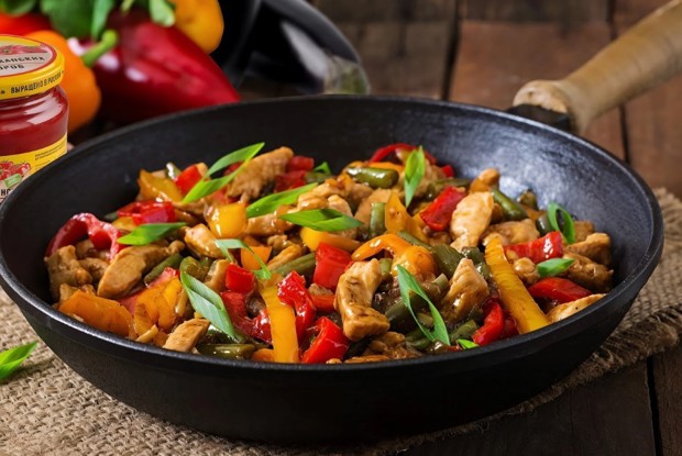 Тушеное мясо с овощами