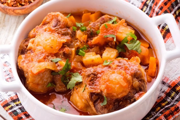 Тушеный говяжий хвост