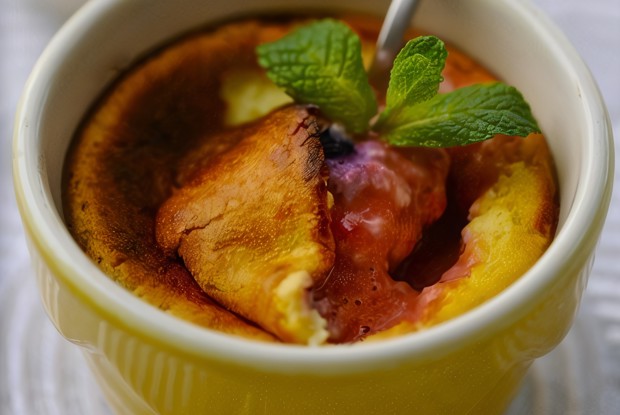 Творожная запеканка с ягодами