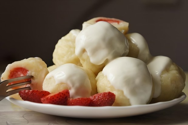 Творожные клецки с начинкой