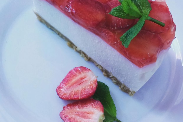 Творожный чизкейк с клубникой