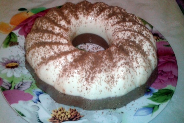 Творожный десерт с бананом