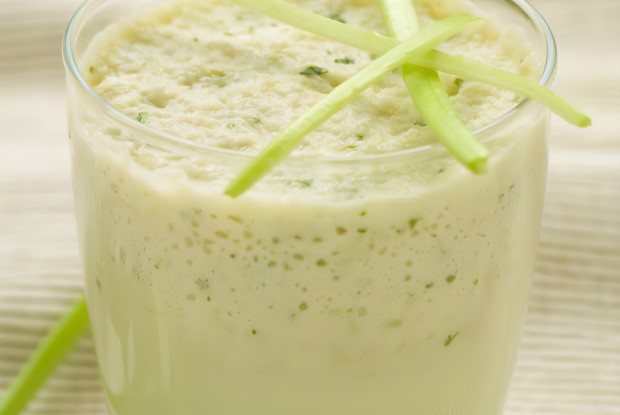 Творожный крем с зеленью и грецкими орехами