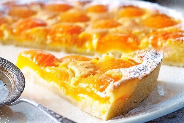 Творожный пирог с абрикосами