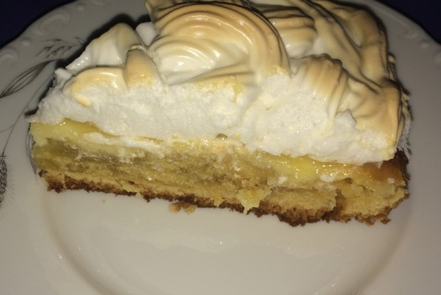 Творожный пирог с меренгой