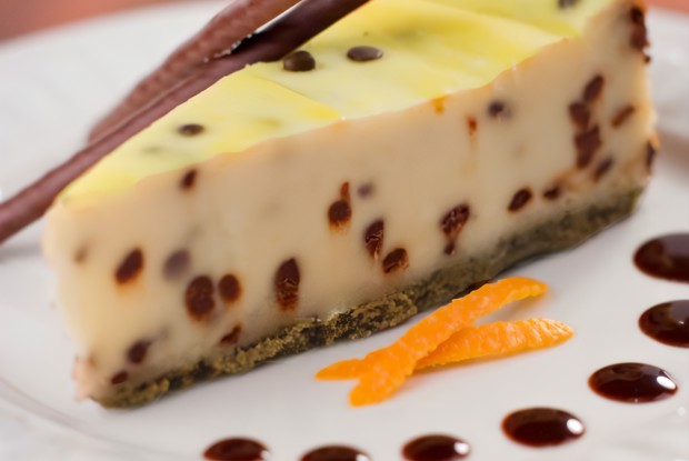 Творожный пирог с темным шоколадом