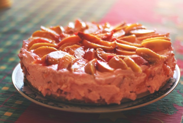 Творожный торт с нектаринами