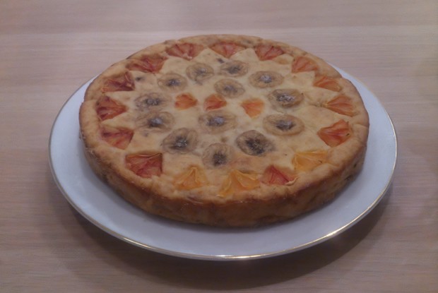 Творожно-банановый пирог с апельсином