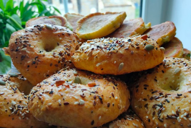 Творожно-сырные бейглы