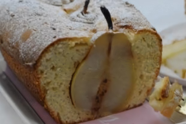 Творожный кекс с грушей и ванилином