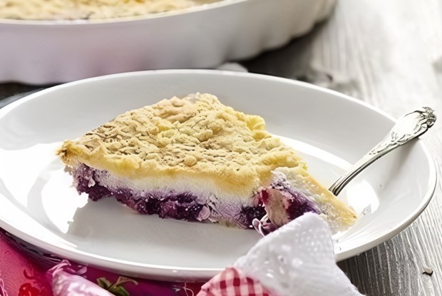 Творожный пирог со свежими ягодами