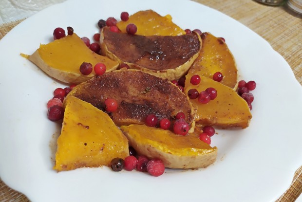 Тыква в духовке с сахаром и корицей