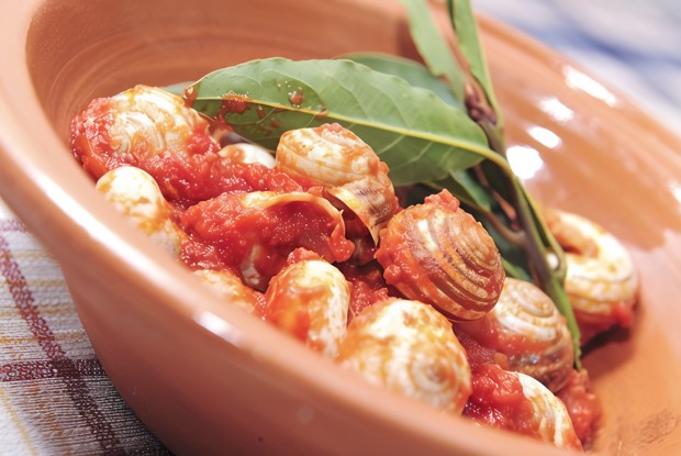 Улитки в овощном соусе