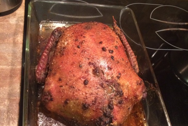 Утка, фаршированная гречкой с грибами