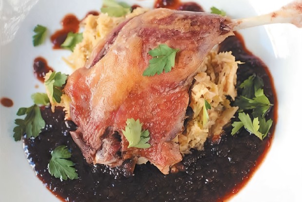 Утка конфи с грибным соусом