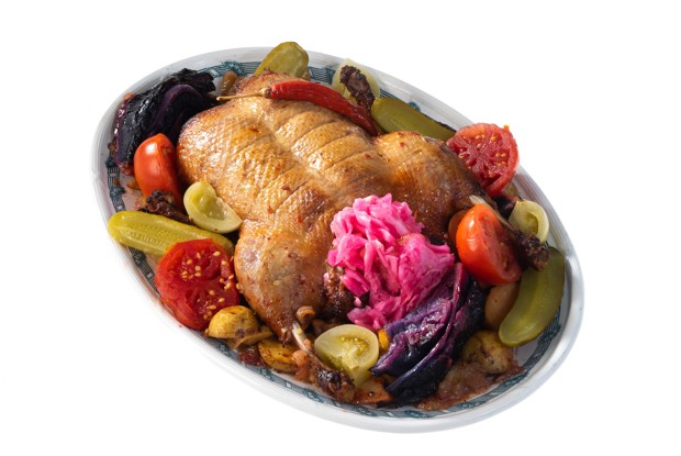 Утка в духовке с апельсинами и медовой глазурью