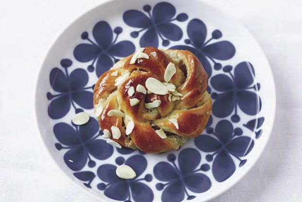 Узелки с ванилью и кардамоном