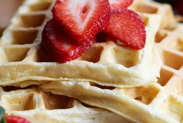 Вафельный завтрак выходного дня