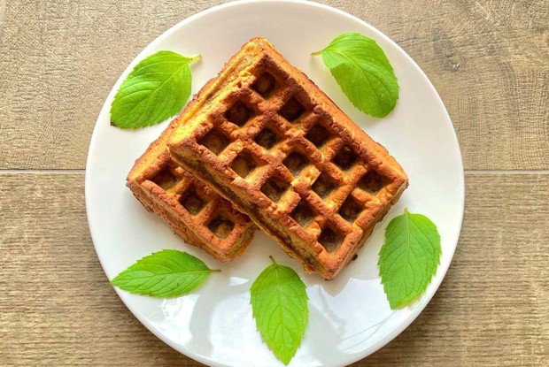 Вафли с морковью и бананом