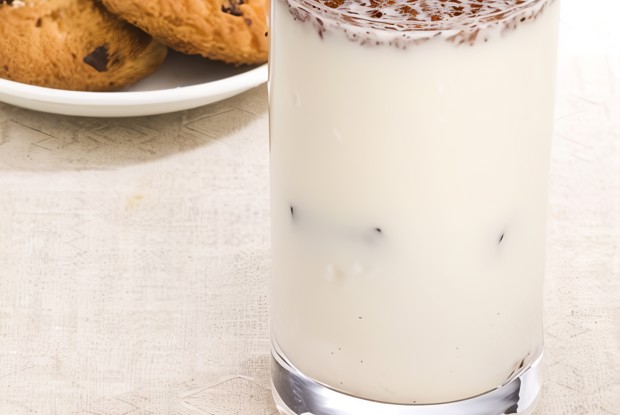 Ванильный милкшейк с шоколадным печеньем