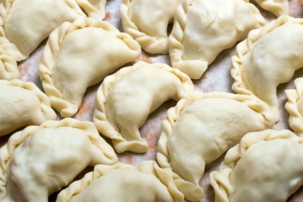 Вареники с черносливом и творогом